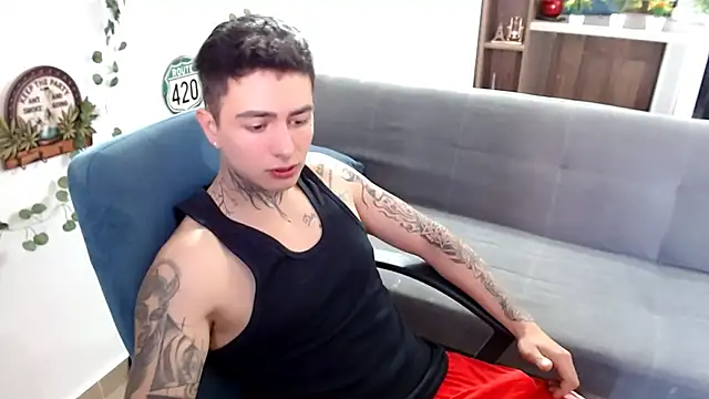 santii ss online show from April 3, 4:49 pm