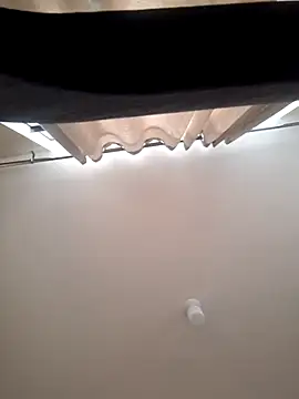 honeysweet111 online show from April 17, 10:24 pm