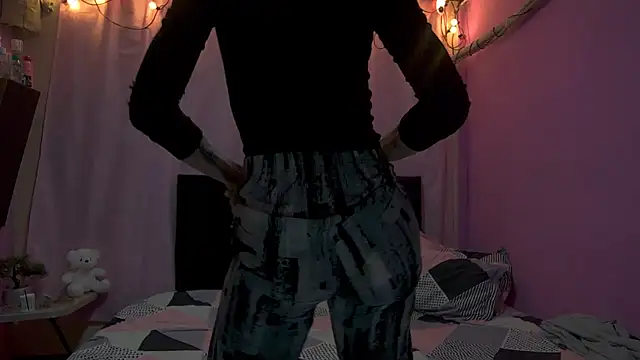 lolateton online show from February 17, 2:19 am