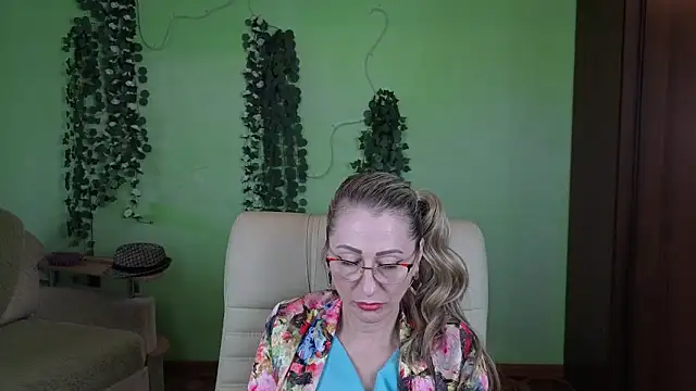 Habibi Honeyy online show from October 18, 11:11 am