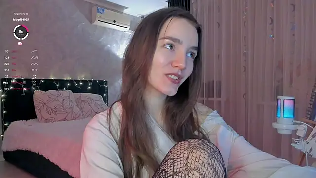 Snapshot of sweete_chantal chatting on January 18, 7:28 pm sweete chantal online show from January 18, 7:28 pm