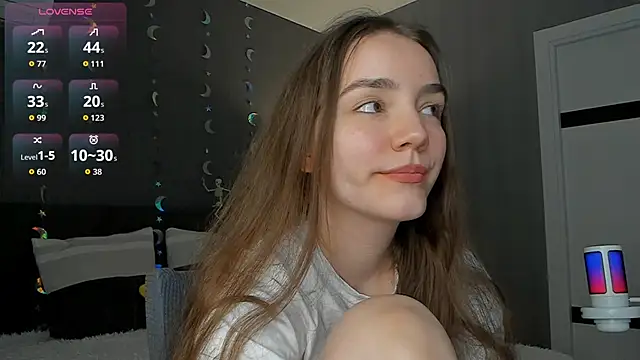 Snapshot of sweete_chantal chatting on June 27, 7:19 pm sweete chantal online show from June 27, 7:19 pm