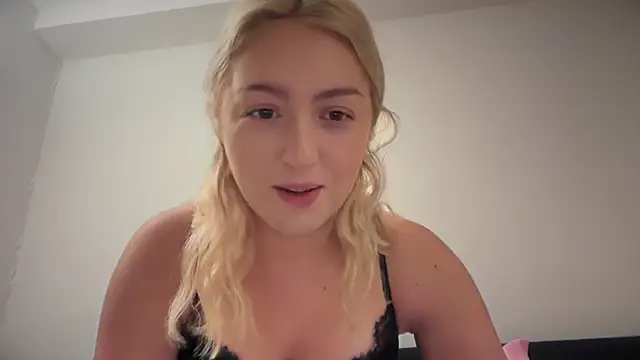 Kitty Swetty online show from January 5, 8:01 pm