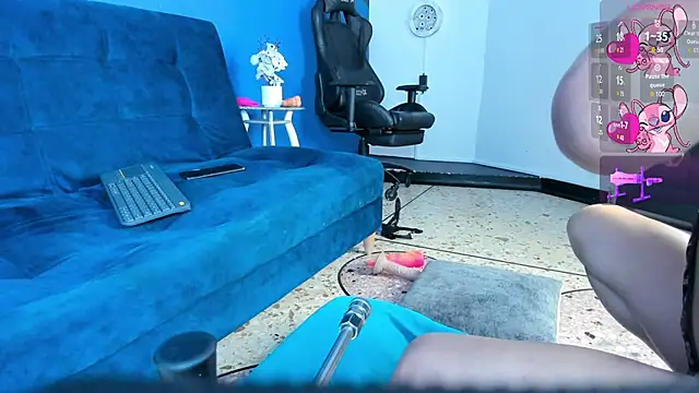 Daliana Gounbolt online show from March 23, 4:22 pm