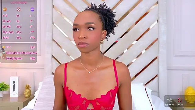 Agatha-Adams online show from October 1, 4:35 pm