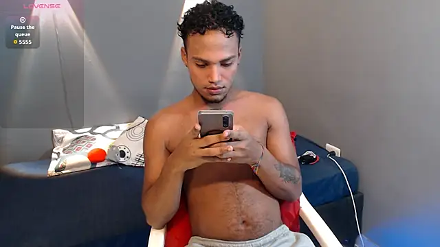 mateonick40 online show from March 29, 5:29 am