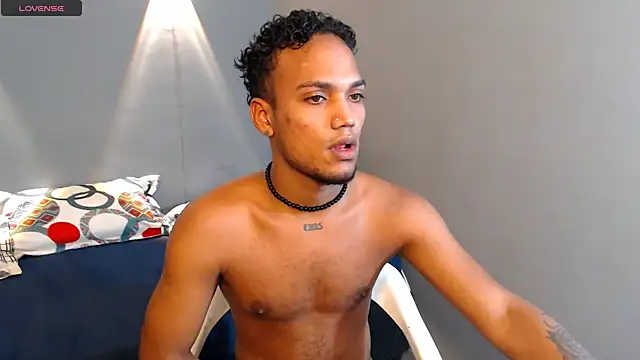 mateonick40 online show from April 3, 5:33 pm