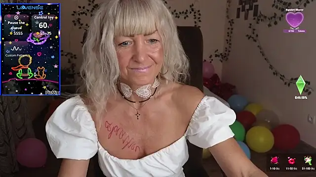 Snapshot of Laura_Gol chatting on October 12, 8:30 pm Laura Gol online show from October 12, 8:30 pm