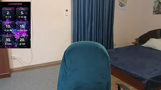 Snapshot of Laura_Gol chatting on October 20, 12:16 pm Laura Gol online show from October 20, 12:16 pm