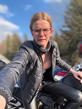 Bikergirl 97 online show from March 22, 3:26 pm