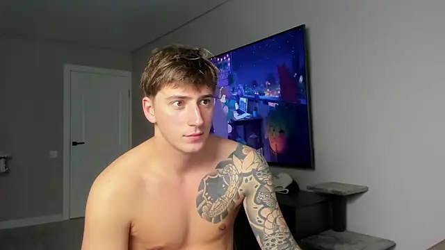 DaniHort online show from April 4, 7:28 am