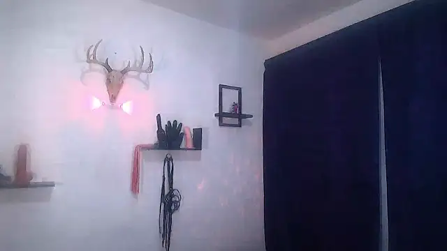 Snapshot of DakariaHills_ chatting on July 15, 3:45 am DakariaHills online show from July 15, 3:45 am