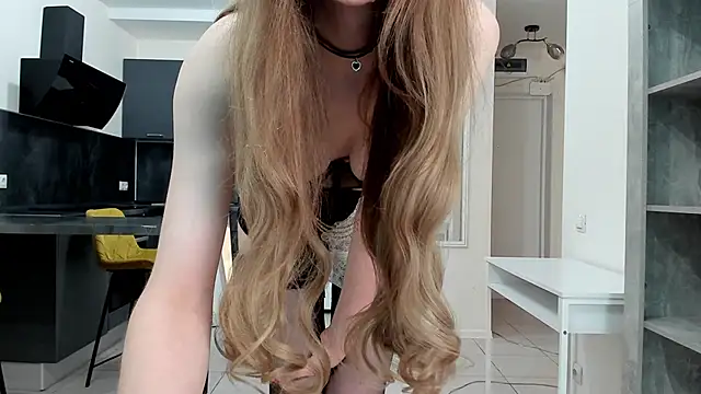 Snapshot of Kitty_Player chatting on May 10, 8:30 am Kitty Player online show from May 10, 8:30 am