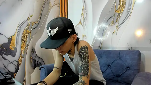 StraightBoy Nick online show from September 29, 7:13 am