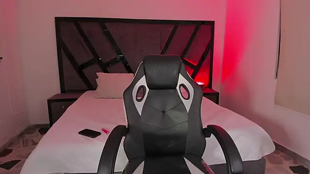 MarilynDupont online show from September 26, 5:11 am