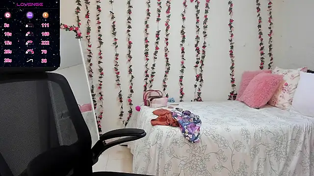 MariamCastiblanco online show from December 4, 2:26 pm