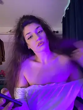 Snapshot of ScarletBloom_ chatting on October 2, 12:34 pm ScarletBloom online show from October 2, 12:34 pm