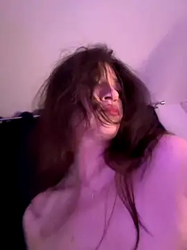 Snapshot of ScarletBloom_ chatting on November 16, 5:29 pm ScarletBloom online show from November 16, 5:29 pm