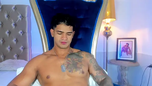 antonio  444 online show from September 26, 9:13 am