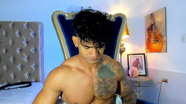 Snapshot of antonio__444 chatting on June 30, 12:28 pm antonio 444 online show from June 30, 12:28 pm