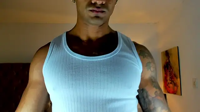Snapshot of antonio__444 chatting on July 14, 12:35 am antonio 444 online show from July 14, 12:35 am