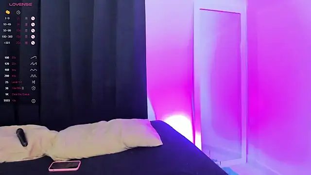 RoseeCarter online show from December 20, 12:40 am