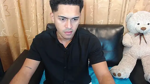 Derek Storm  online show from April 2, 11:08 am