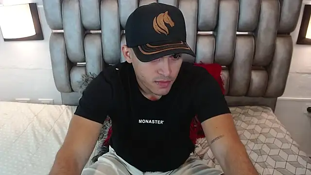 Derek Storm  online show from April 16, 12:50 pm