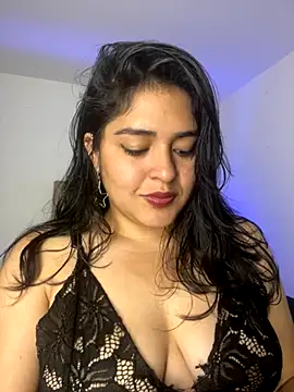 EmilyNoir1 online show from November 26, 10:00 pm