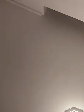 Snapshot of ScuffingBungalow chatting on October 5, 6:23 am ScuffingBungalow online show from October 5, 6:23 am