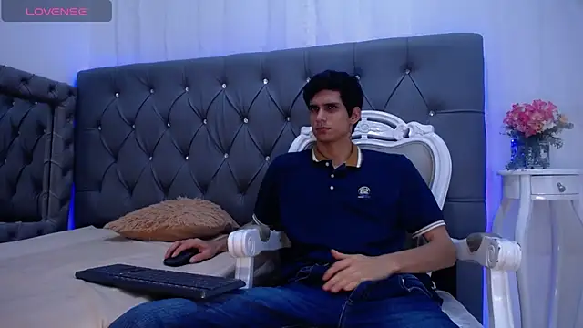 Sebalexis7 online show from October 28, 3:10 am