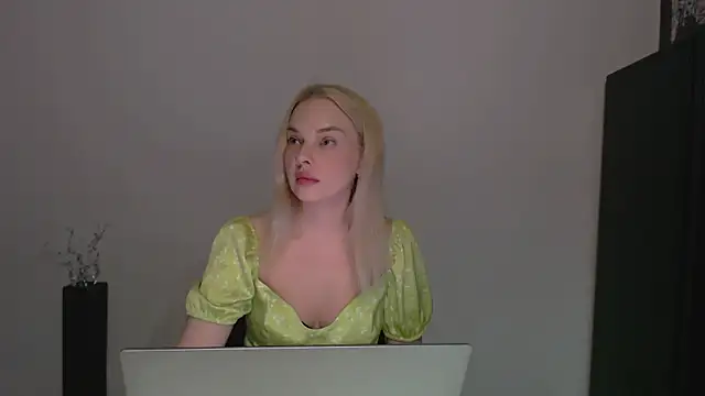 Lia noo regrets online show from April 17, 4:43 pm