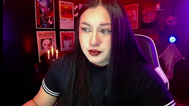 Snapshot of Ravendark_ chatting on September 29, 8:24 pm Ravendark  online show from September 29, 8:24 pm