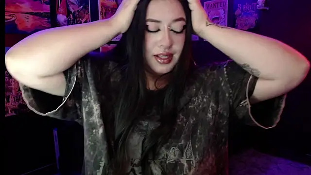 Snapshot of Ravendark_ chatting on January 9, 9:27 pm Ravendark online show from January 9, 9:27 pm