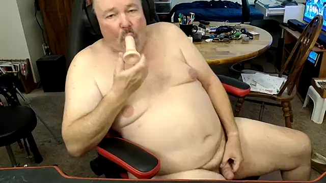 Snapshot of havethickcock chatting on November 25, 3:50 am havethickcock online show from November 25, 3:50 am