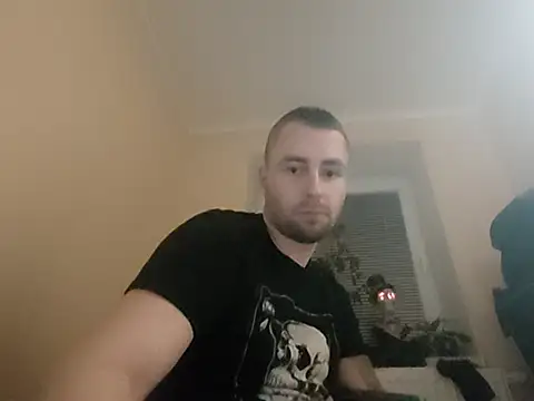 Snapshot of Vladyslav30 chatting on November 26, 1:28 am Vladyslav30 online show from November 26, 1:28 am