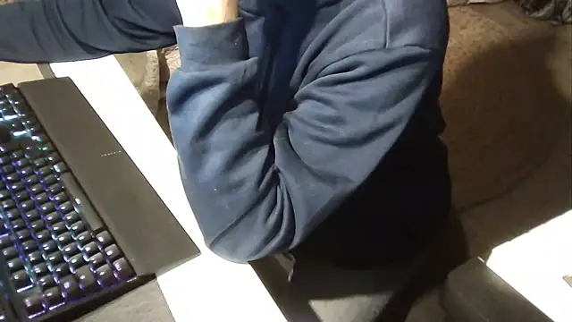 Snapshot of french_male_whore@xh chatting on October 7, 5:48 am french male whorexh online show from October 7, 5:48 am