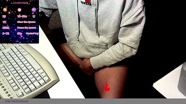 Snapshot of french_male_whore@xh chatting on October 23, 5:51 am french male whorexh online show from October 23, 5:51 am