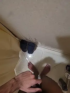 Snapshot of catluvr999 chatting on February 25, 3:16 am catluvr999 online show from February 25, 3:16 am