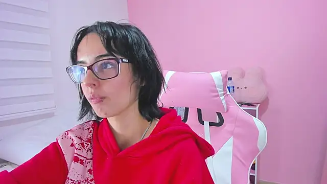 Snapshot of alexaa_fox chatting on September 9, 5:07 am alexaa fox online show from September 9, 5:07 am