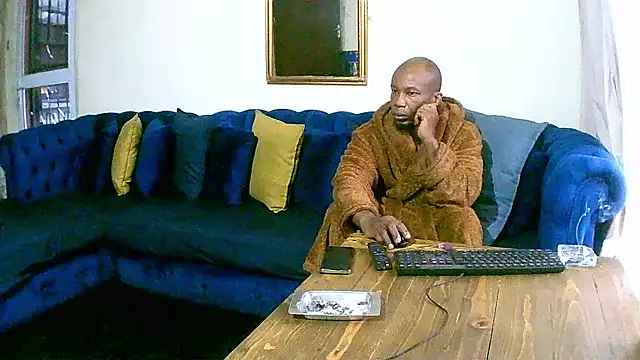 Snapshot of SHORTGUN_STALLION chatting on November 16, 7:14 am SHORTGUN STALLION online show from November 16, 7:14 am