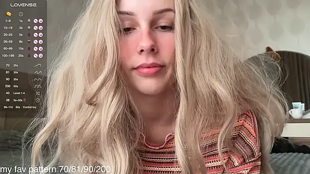 Snapshot of aetherlan chatting on December 20, 12:12 pm aetherlan online show from December 20, 12:12 pm