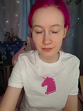 Fuzzy Unicorn online show from April 13, 10:10 am