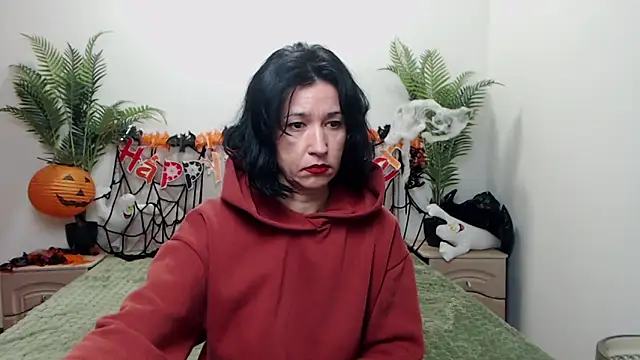 Snapshot of CameronEnns chatting on October 28, 7:12 am CameronEnns online show from October 28, 7:12 am