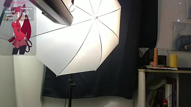 Snapshot of Mishell_Bons chatting on November 21, 6:39 pm Mishell Bons online show from November 21, 6:39 pm