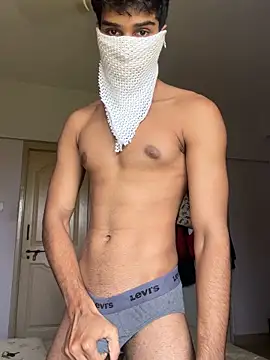 alwayshotandbig online show from April 18, 6:39 am