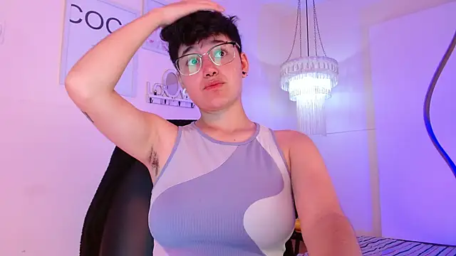 Snapshot of jeroharper chatting on September 10, 3:12 pm jeroharper online show from September 10, 3:12 pm