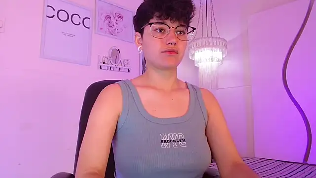 Snapshot of jeroharper chatting on September 24, 2:53 pm jeroharper online show from September 24, 2:53 pm