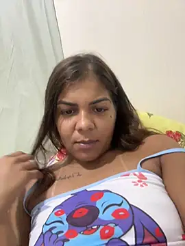 Snapshot of DiamanteNegro- chatting on December 22, 2:19 am DiamanteNegro- online show from December 22, 2:19 am