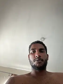 Snapshot of DiamanteNegro- chatting on January 31, 7:11 pm DiamanteNegro- online show from January 31, 7:11 pm